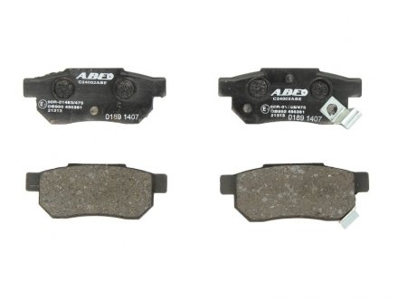 Колодки тормозные дисковые ABE C24002ABE (фото 1)