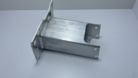 Фото 1 - кронштейн (не такий НЕ вірний кросс, коротші!) AND 30807955 Кронштейн (не такий НЕ вірний кросс, коротші!) AND 30807955 (фото 1)