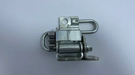 Петля двери Passat B6 B7 2005-2015 левая нижняя AND 30831058