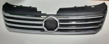 Решітка радіатора Passat B7 2010-2014 Європа (повністю хром) AND 30853010