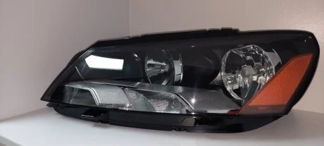 Фара передня VW PASSAT (B7, USA TYPE), 11 - 15 AND 30941157