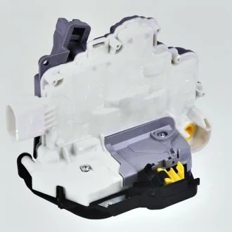 Замок двери передний левый AUDI A6 C6 2004-11, 9 пинов AND 31837135