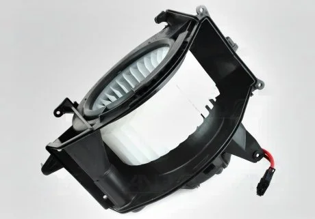 Вентилятор печки Audi A6 / R8 05- AND 35820004