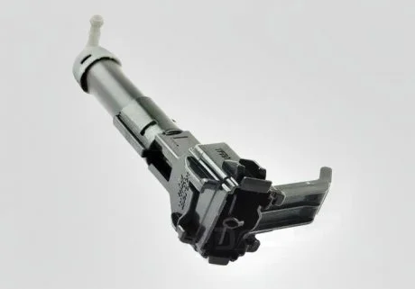 Форсунка омивача фари ліва Camry 50 2011-2014 AND 3J955069