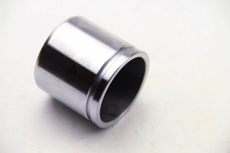 Поршенек суппорта перед Ford Mondeo III/Toyota Auris/Avensis/Verso 57x53,35 SEINSA AUTOFREN D025449