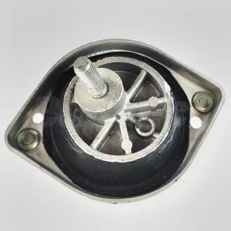 Подушка опора двигуна BMW E39 E 38 права Bapmic BACB12205008