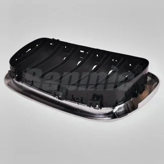 Решітка радіатора BMW X5 F15 права передня ніздря бампера Bapmic BF0112360010