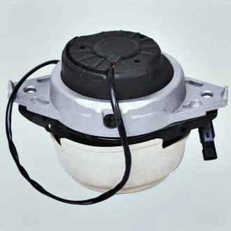 Кріплення двигуна Прав Bapmic BF0428140193