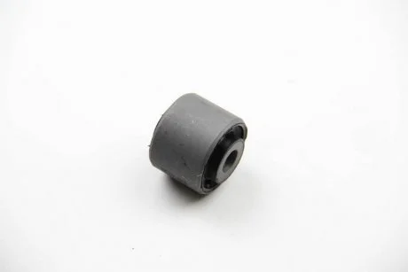 С/блок передн.важеля нижній Audi A4 1.6-3.0 11.00-/Seat Exeo 1.6-2.0 12.08- BC GUMA BC0123