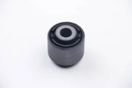 Сайлентблок важеля задньої підвіски Audi Q7, CAYENNE, TOUAREG 02-10 d-14,3mm BC GUMA BC0237
