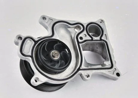Помпа BMW 11518516204