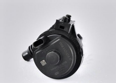Помпа дотаткова BMW 11518671654