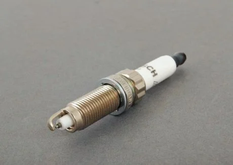 Свеча зажигания M power X5 E70/F15 / X6 E71/F16 BMW 12120037581