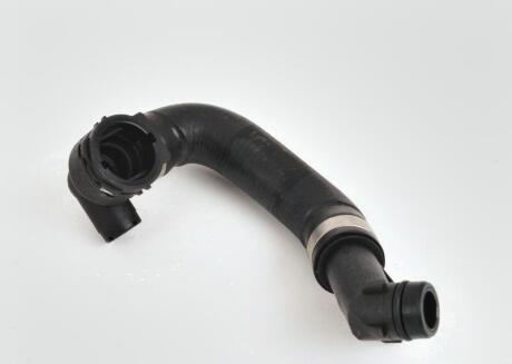 Патрубок BMW 17117620688