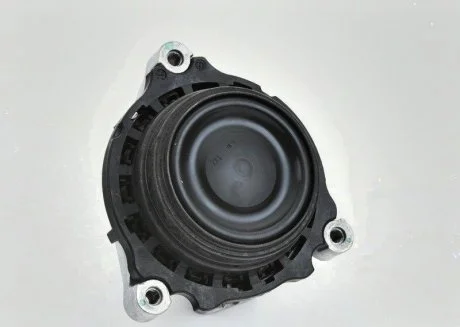 Подушка двигуна Лів. BMW 22116787657