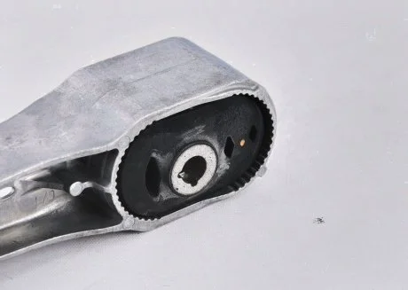 Кріплення стабілізатора BMW 22116885778