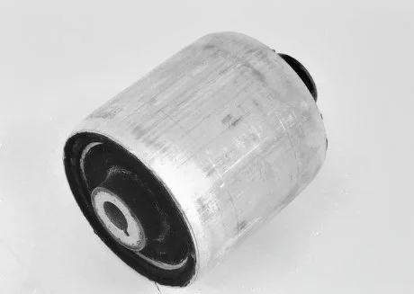 Сайлентблок гідравлічний переднього нижнього важеля 1 F20/F21 / 2 F22/F23 / 3 F30/F31/F34/F35 / 4 F32/F33/F36 BMW 31126855743