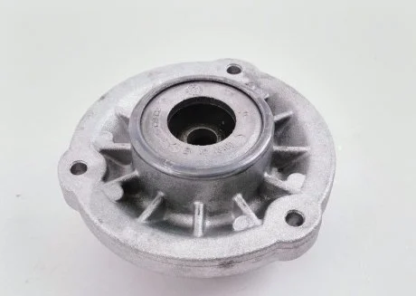 Опора стійки амортизатора bmw 5 f10, 6 F06 BMW 31306795083