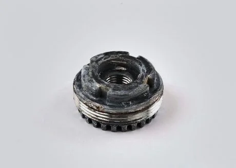 Болт установочный BMW 32111116916