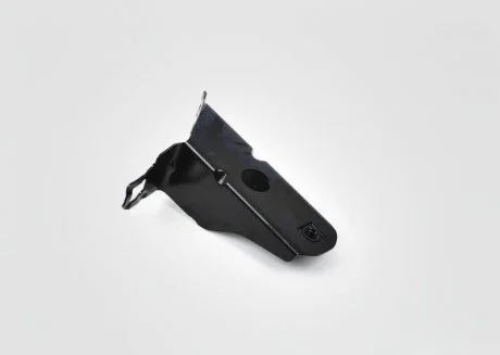 Кронштейн крила BMW 41358066938