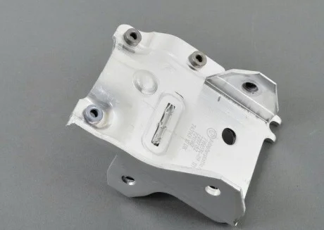 Кронштейн пд бамперу R F11/F01 BMW 51117186514