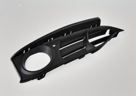 Решітка част відкрПр BMW 51117293798