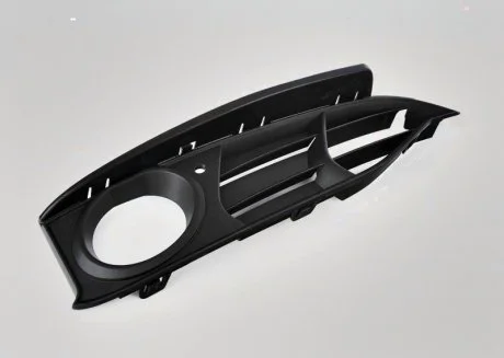 Решітка част відкрПр BMW 51117293798