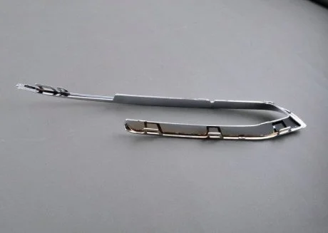Молдинг накладка левой решетки бампера хром bmw 5 f10 f11 BMW 51117331769