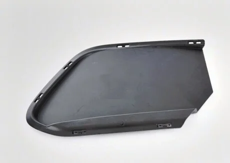 Кришка решітки П BMW 51117374204
