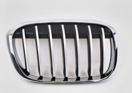 Решітка Пд BMW 51117383366