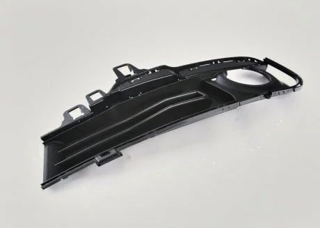 Решетка противотуманной фары левая BMW 51117396857