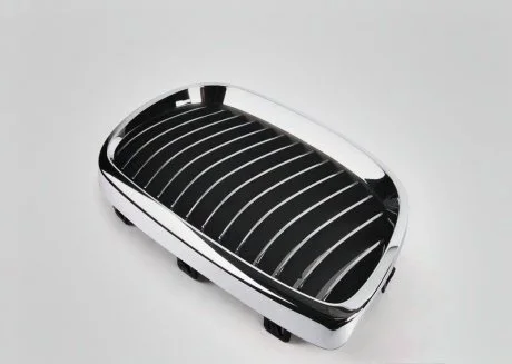 Решітка E9x BMW 51137157278
