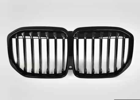 Решiтка капота BMW 51138745730