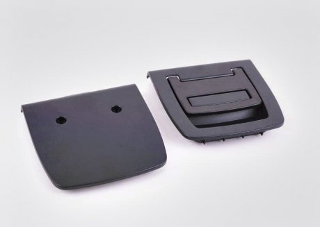 Ручка съемной полки в багажнике X5 F15, X6 F16, 5 F11 F07 BMW 51477267484 (фото 1)