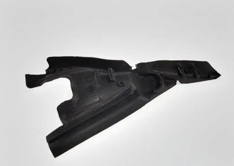 Щиток склоочисника R E39 BMW 51718193202