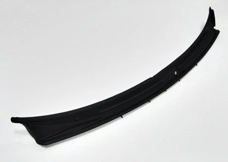 Жабо накладка под дворники Е46 купе BMW 51718232894
