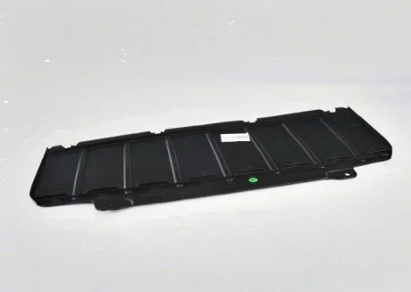 Захист днища бампера i3 передній центральний BMW 51757255131