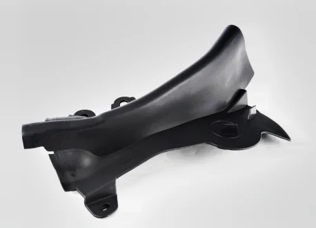Ущільнення кришки капота бокове R G30 BMW 51767349602