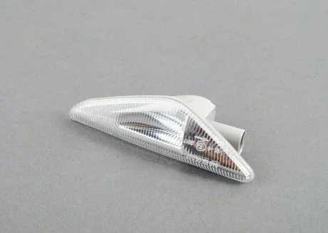 Показник поворота білий лівий led BMW 63137171007