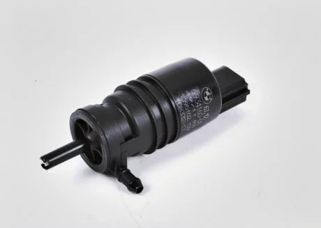 Помпа омивача скла E70/F01 BMW 67126934160