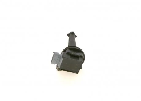 Котушка запалювання VOLVO C30/C70/S60/S40/S80/V40/V50/V70 \'\'2.0-2.5 \'\'01>> BOSCH 0221604010