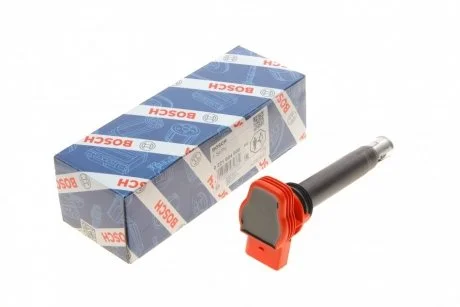 Котушка запалювання VAG A4/A6/A8/Q7/S5/R8/S4/Cayenne/Touareg \'\'2,4-5,0 \'\'04>> BOSCH 0221604800
