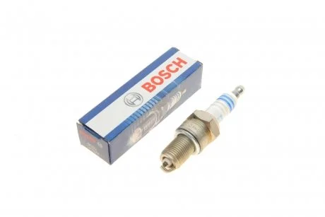 Свічка W8DC 0.8 SUPER NR - кратн - 10 шт BOSCH 0241229715