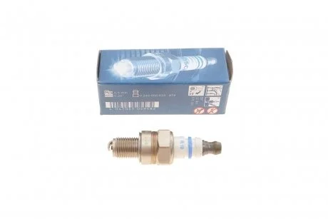 Фото 1 - свічка USR4AC - кратн. 10 шт BOSCH 0242050510 Свічка USR4AC - кратн. 10 шт BOSCH 0242050510 (фото 1)
