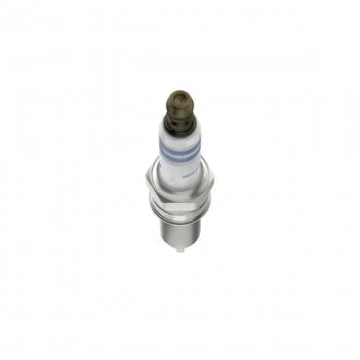 Свічка YR6NI 332S - кратн. 10 шт BOSCH 0 242 140 515