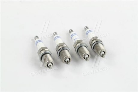 Свеча зажигания FR7DCXE NICKEL CHEVROLET AVEO, LACETTI, DAEWOO LANOS 4шт. BOSCH 0242235913 (фото 1)