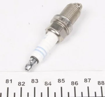 Свічка запалювання BOSCH 0242240648
