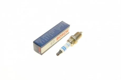 Свеча зажигания "Platinum" Honda Civic 01- / Nissan Sunny / Toyota Corolla / Rav 4 94- BOSCH 0242240649