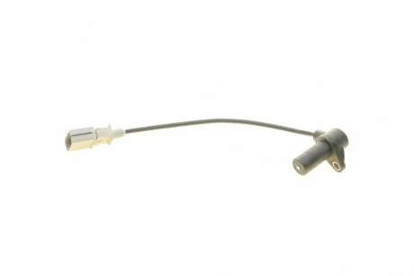 Датчик числа оборотов коленвала AUDI / VW Q7 / Touareg 3,0-4,2 02 -10 BOSCH 0261210261