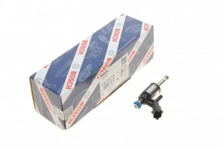 Форсунка бензин BMW / CITROEN / MINI / PEUGEOT 1/3 / С4 / С5 / DS3 / 4/207/308/408/508 / RCZ 1,6 06 - BOSCH 0261500494